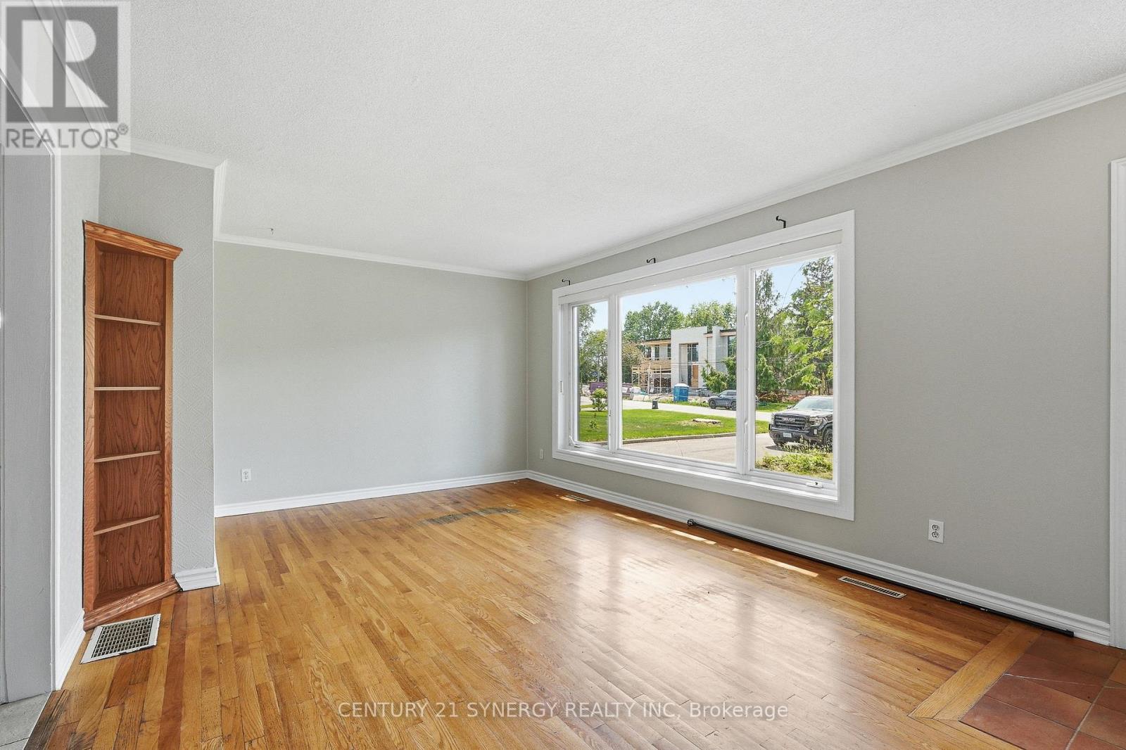 3941 Shirley Avenue, Ottawa, Ontario K1V 1H4 - Photo 4 - X13411066