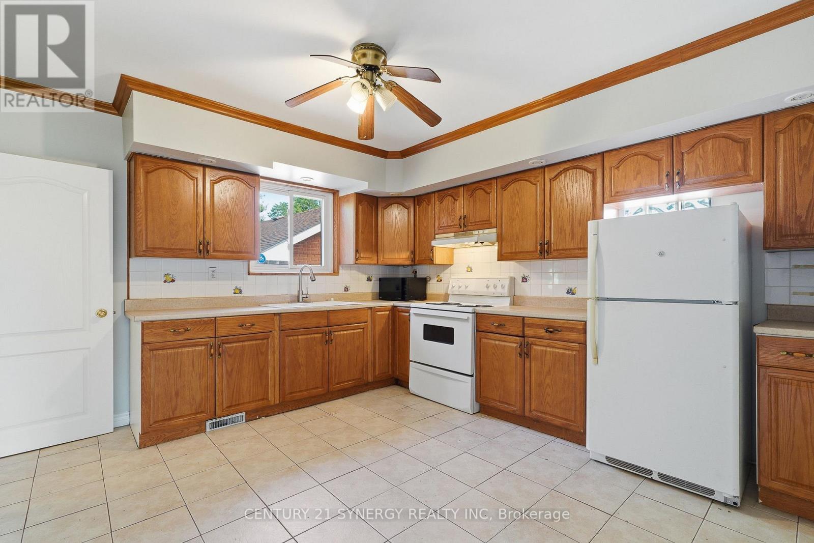 3941 Shirley Avenue, Ottawa, Ontario K1V 1H4 - Photo 6 - X13411066