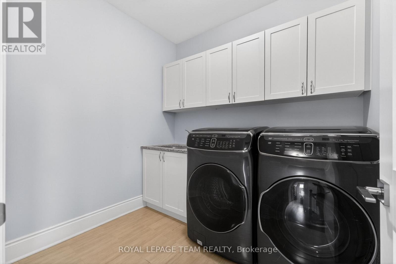 290 Ponderosa Street, Ottawa, Ontario  K2V 0N4 - Photo 33 - X13411118
