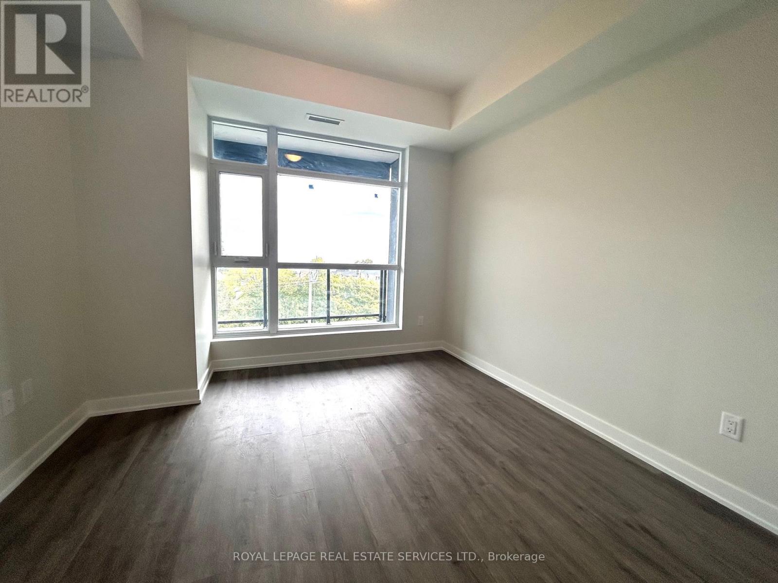 515 - 600 North Service Road, Hamilton, Ontario  L5B 0L2 - Photo 18 - X13410532