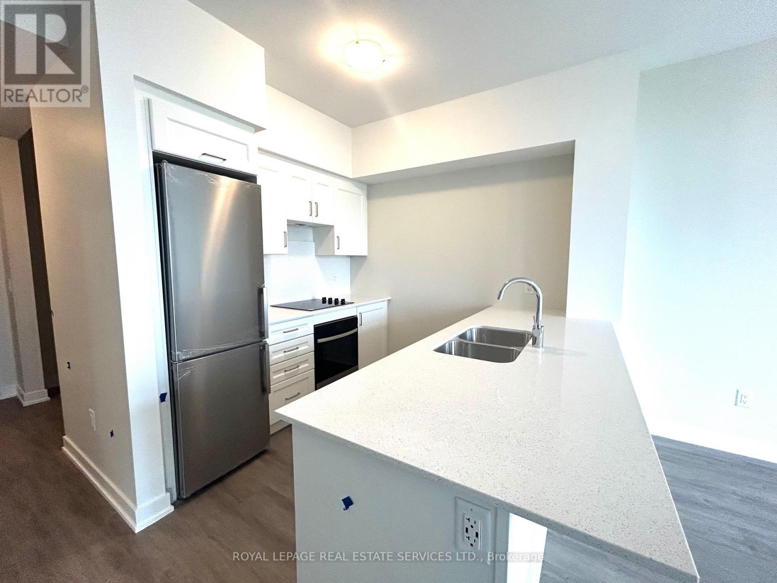 515 - 600 North Service Road, Hamilton, Ontario  L5B 0L2 - Photo 9 - X13410532