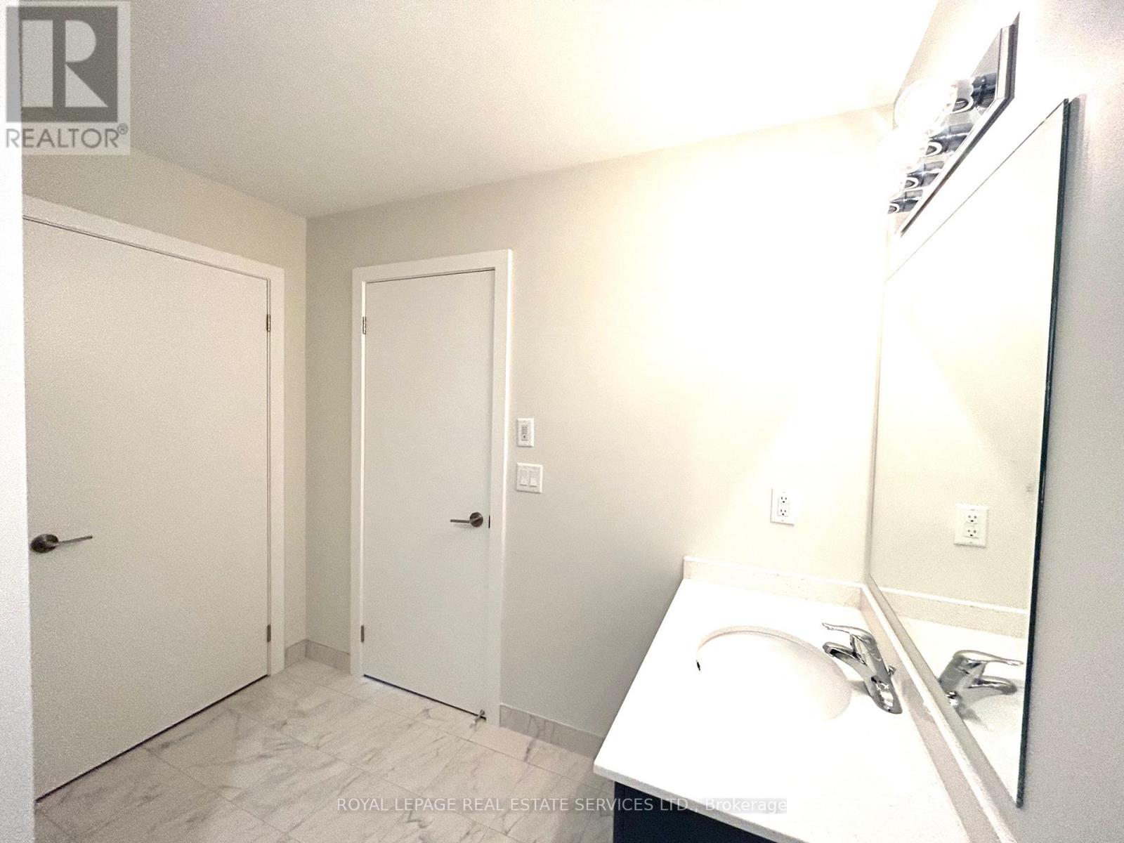 515 - 600 North Service Road, Hamilton, Ontario  L5B 0L2 - Photo 24 - X13410532