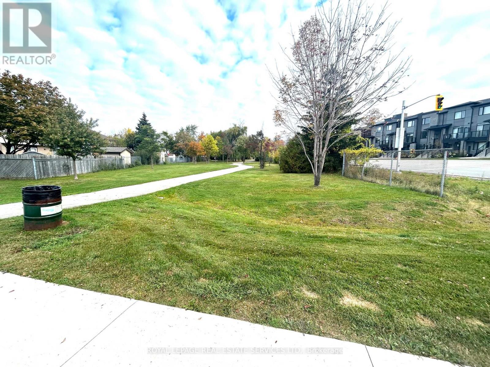 515 - 600 North Service Road, Hamilton, Ontario  L5B 0L2 - Photo 31 - X13410532