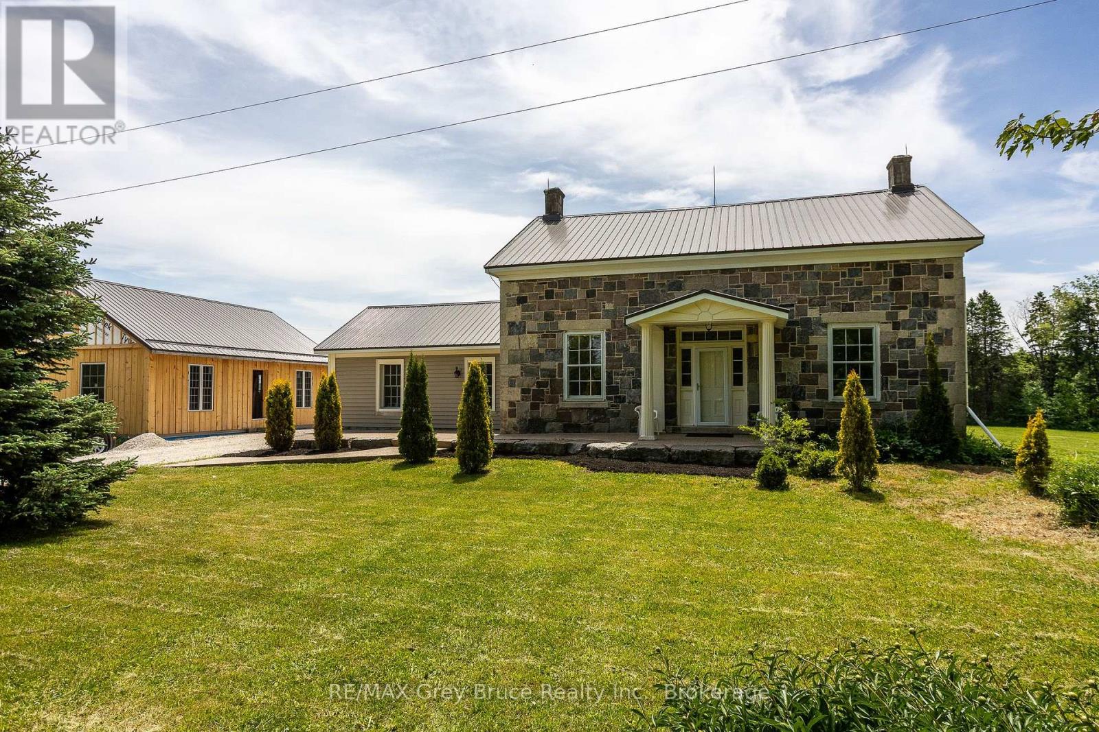 264094 24 Side Road, Meaford, Ontario  N0H 1B0 - Photo 1 - X13411062