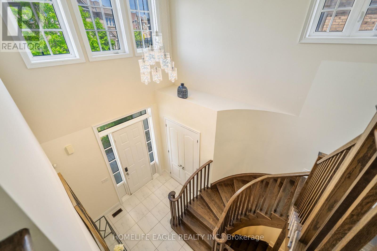 Main - 79 Meadowsweet Lane, Richmond Hill, Ontario  L4E 1B9 - Photo 4 - N13411064