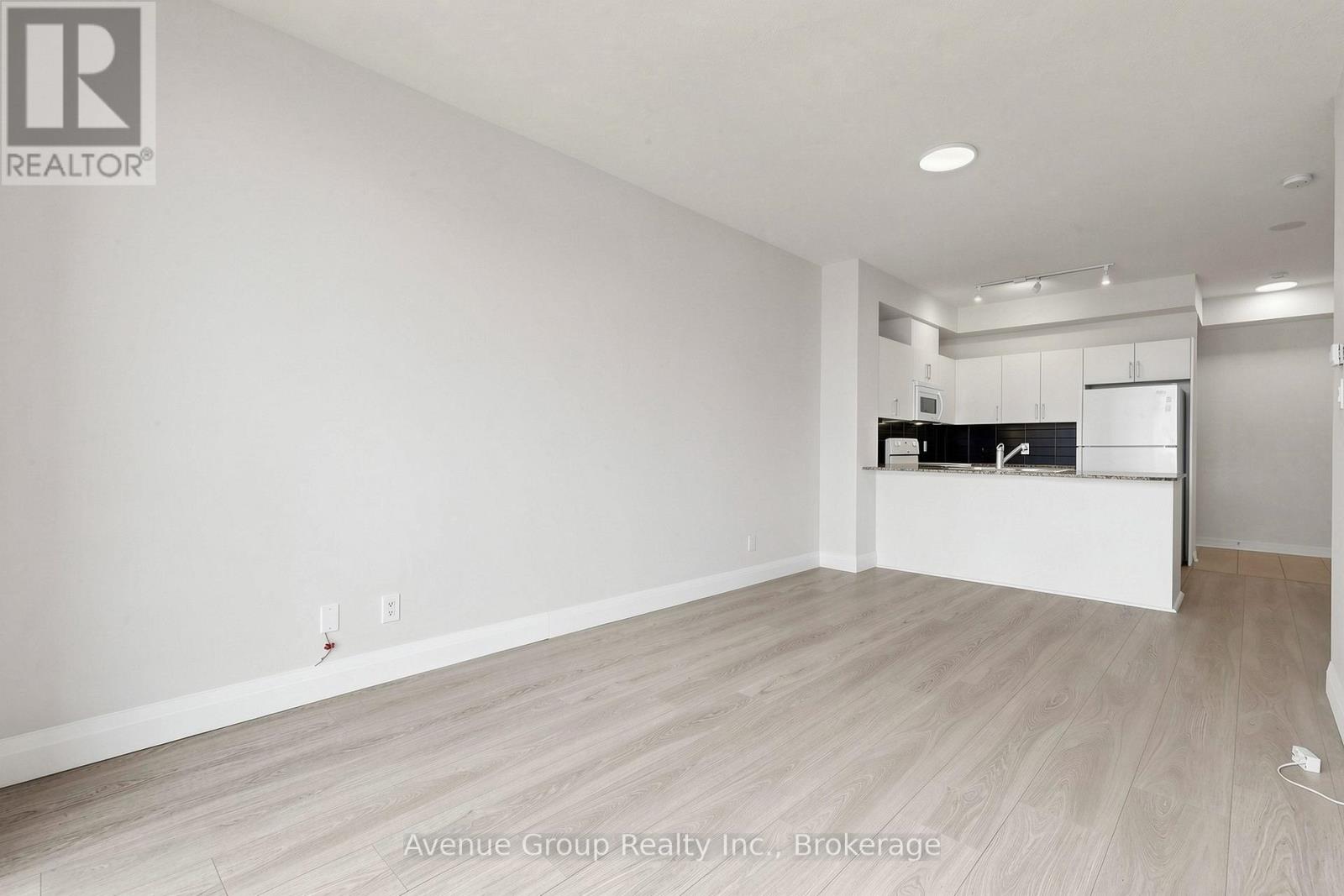 2801 - 3515 Kariya Drive, Mississauga, Ontario  L5B 0C1 - Photo 9 - W13411090