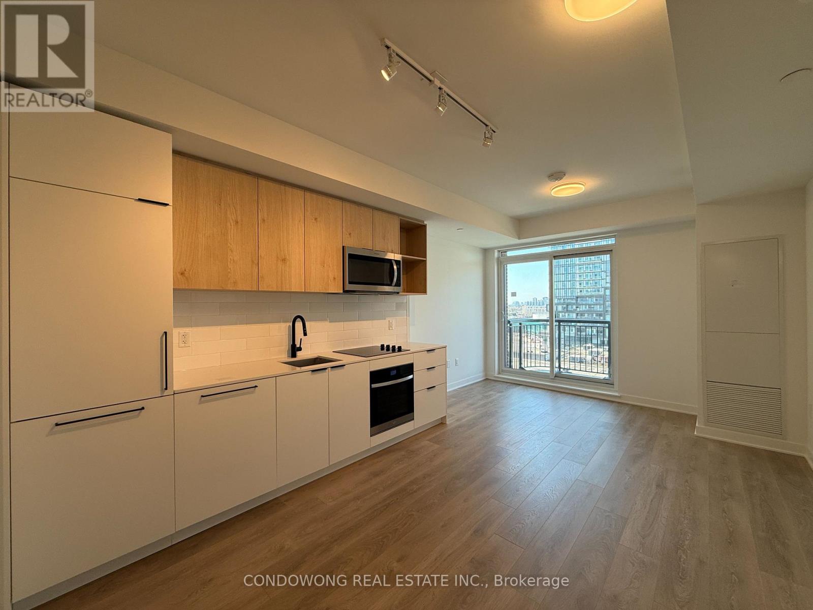 513 - 1185 DUPONT STREET, Toronto, Ontario