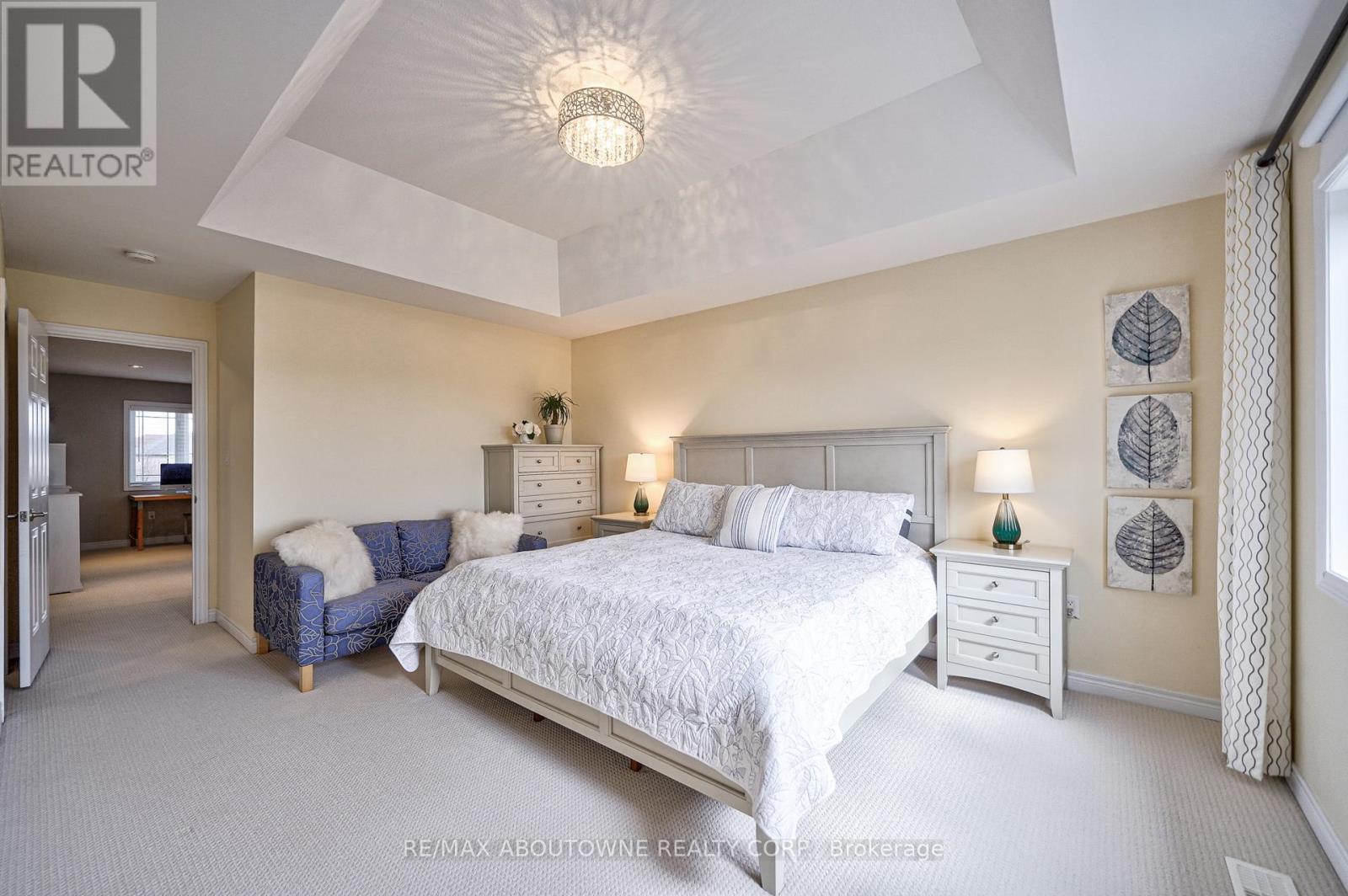 Upper - 195 Greti Drive, Hamilton, Ontario  L9B 1P9 - Photo 30 - X13411092