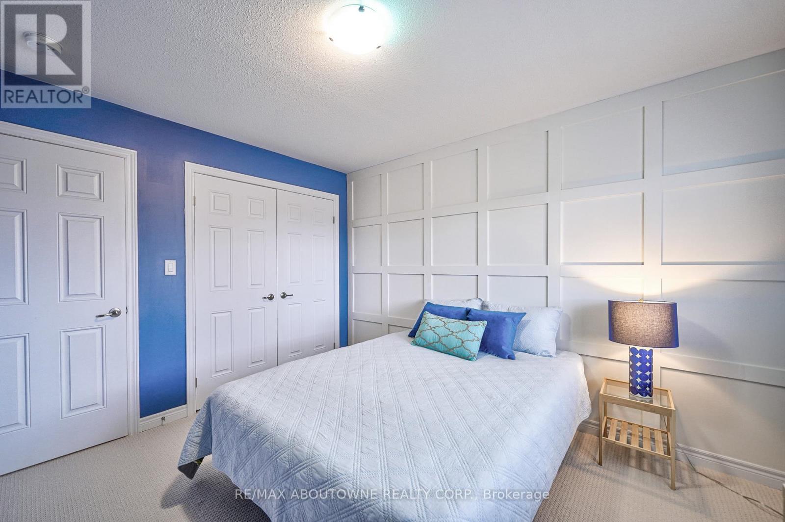 Upper - 195 Greti Drive, Hamilton, Ontario  L9B 1P9 - Photo 39 - X13411092