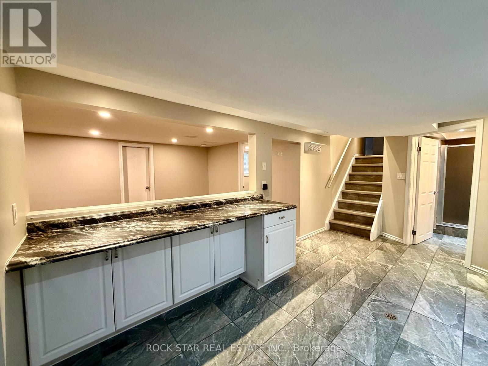 27 Elizabeth Street, Cambridge, Ontario  N3C 2T2 - Photo 18 - X13411098