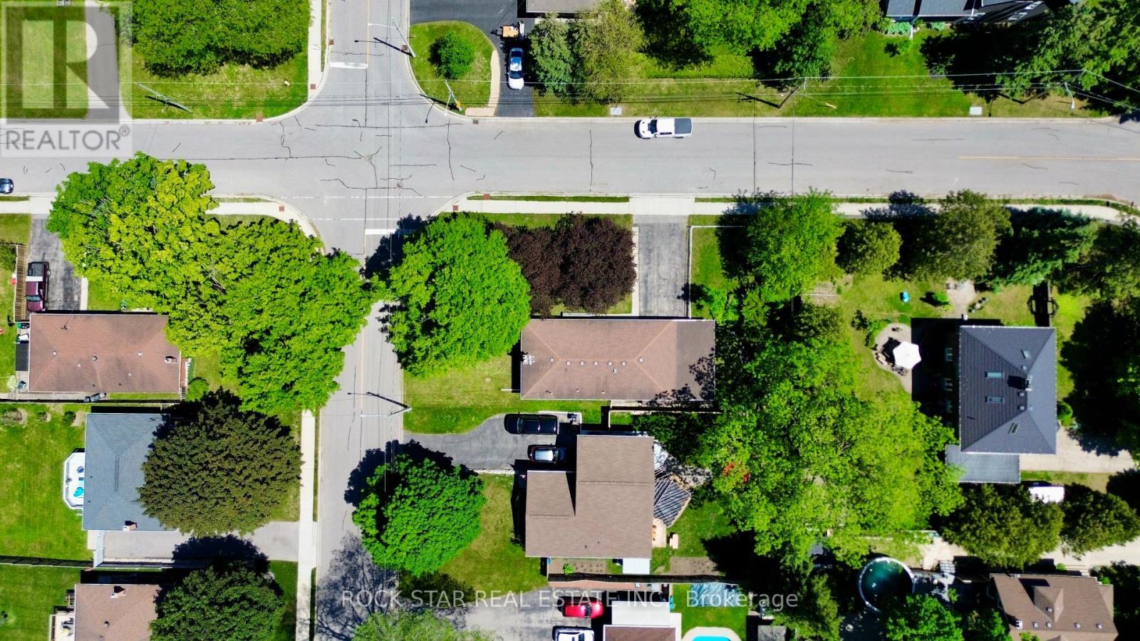 27 Elizabeth Street, Cambridge, Ontario  N3C 2T2 - Photo 37 - X13411098