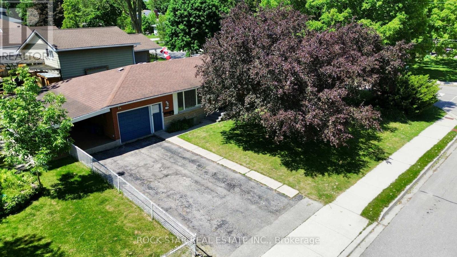 27 Elizabeth Street, Cambridge, Ontario  N3C 2T2 - Photo 5 - X13411098