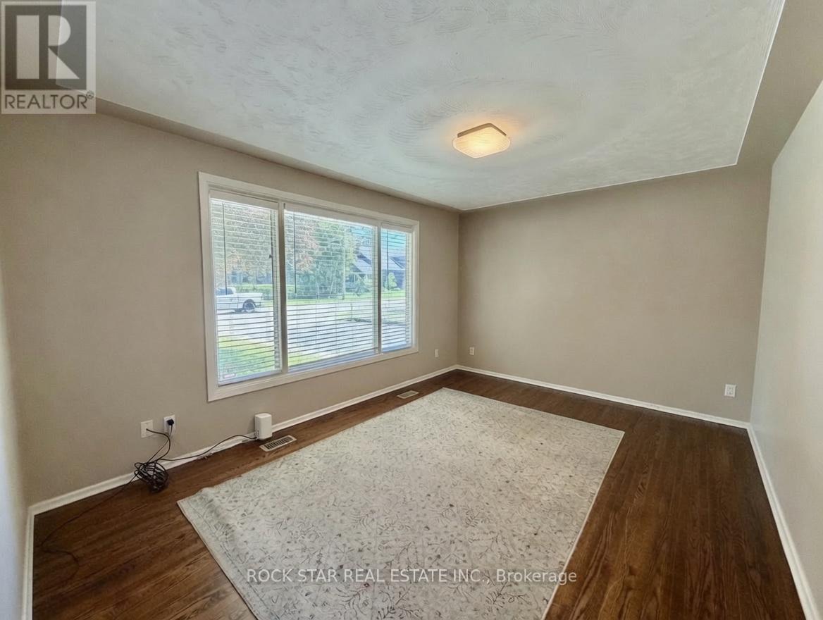 27 Elizabeth Street, Cambridge, Ontario  N3C 2T2 - Photo 7 - X13411098