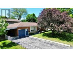 27 ELIZABETH STREET, Cambridge, Ontario