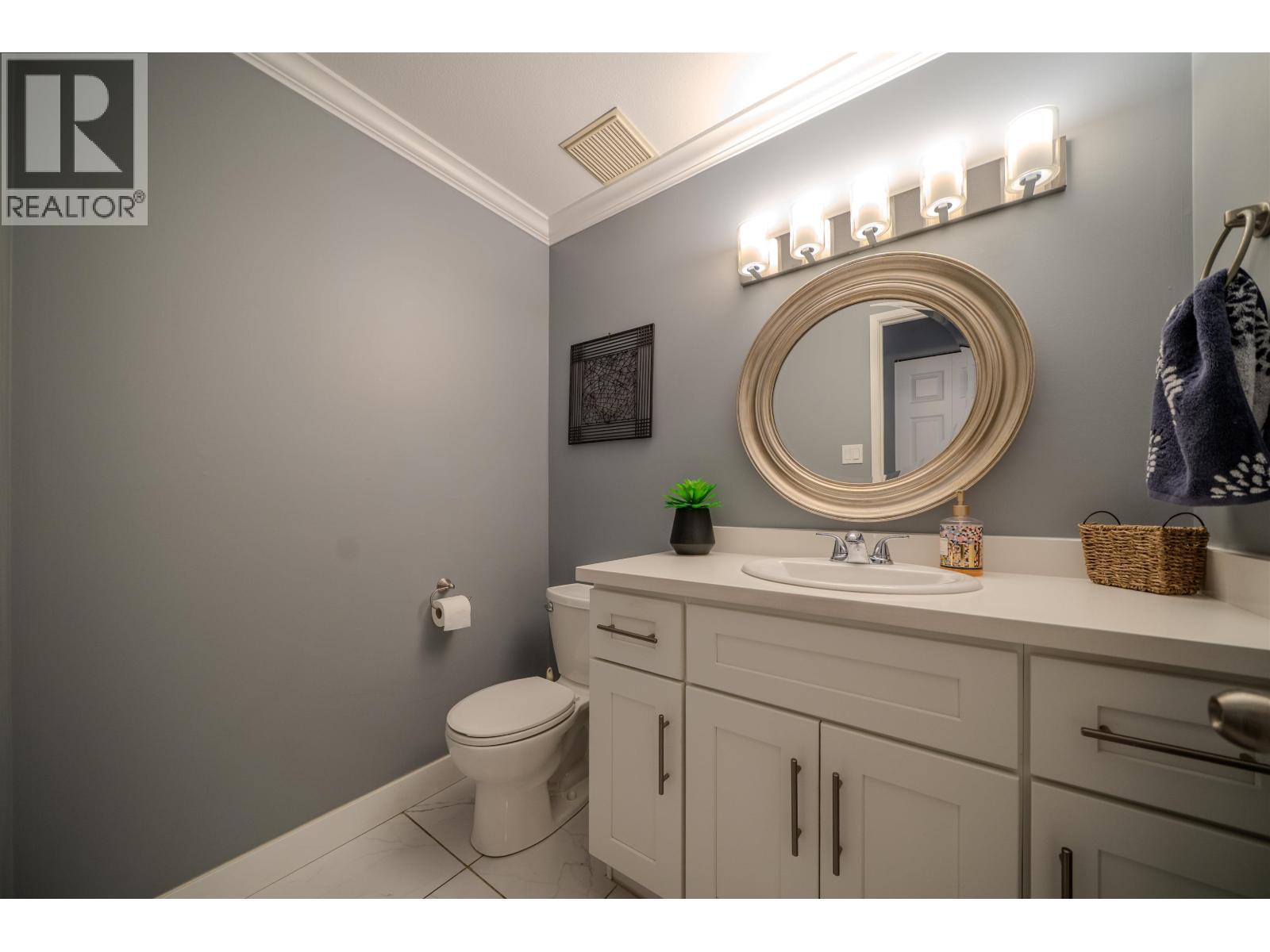 11860 Dewsbury Drive, Richmond, British Columbia  V6X 2Y7 - Photo 9 - R3133013