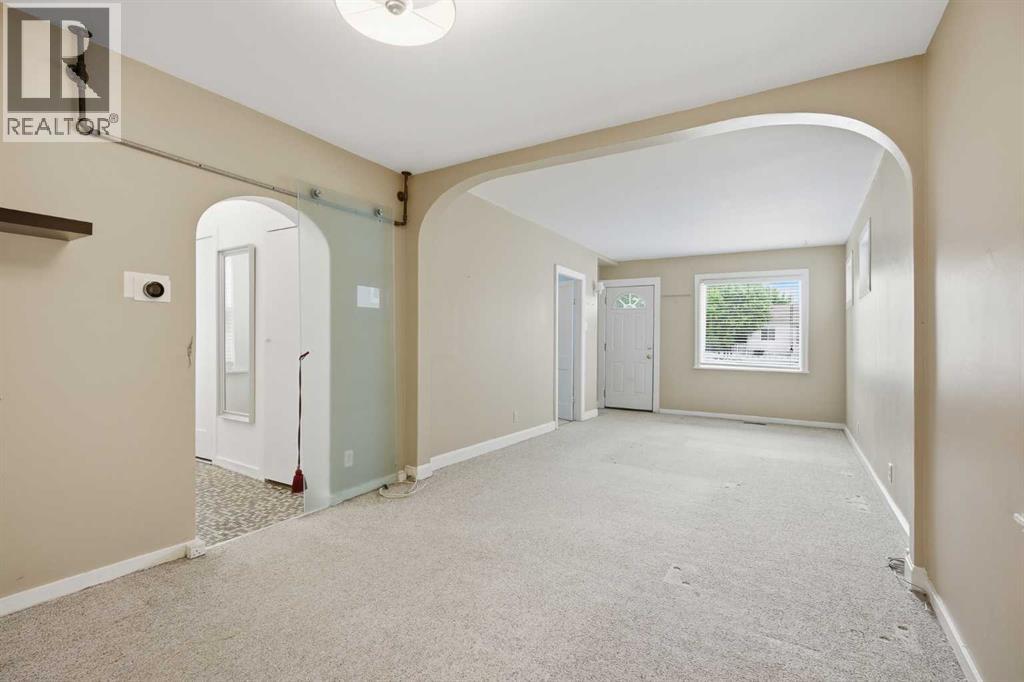 919 20 Avenue NW, Calgary, Alberta  T2M 1E6 - Photo 8 - A2318248