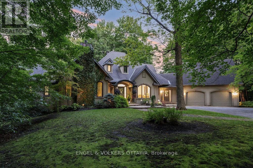 1412 HOUSTON CRESCENT, Ottawa, Ontario