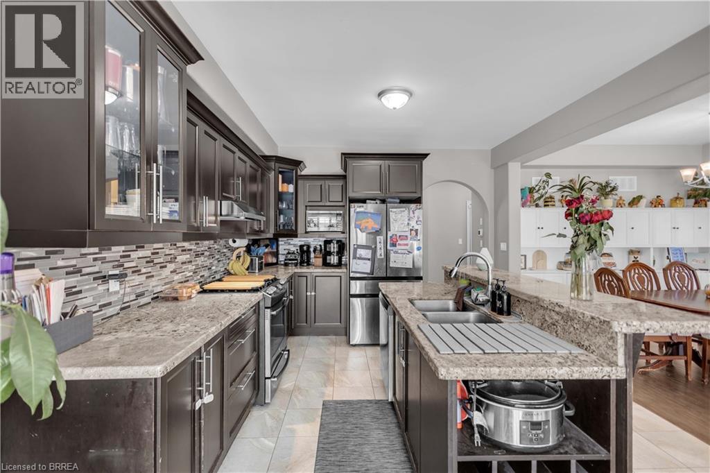 28 Banks Street, Brantford, Ontario  N3T 0H7 - Photo 10 - 40837425