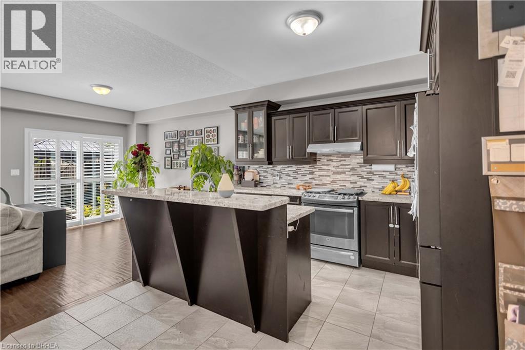 28 Banks Street, Brantford, Ontario  N3T 0H7 - Photo 7 - 40837425