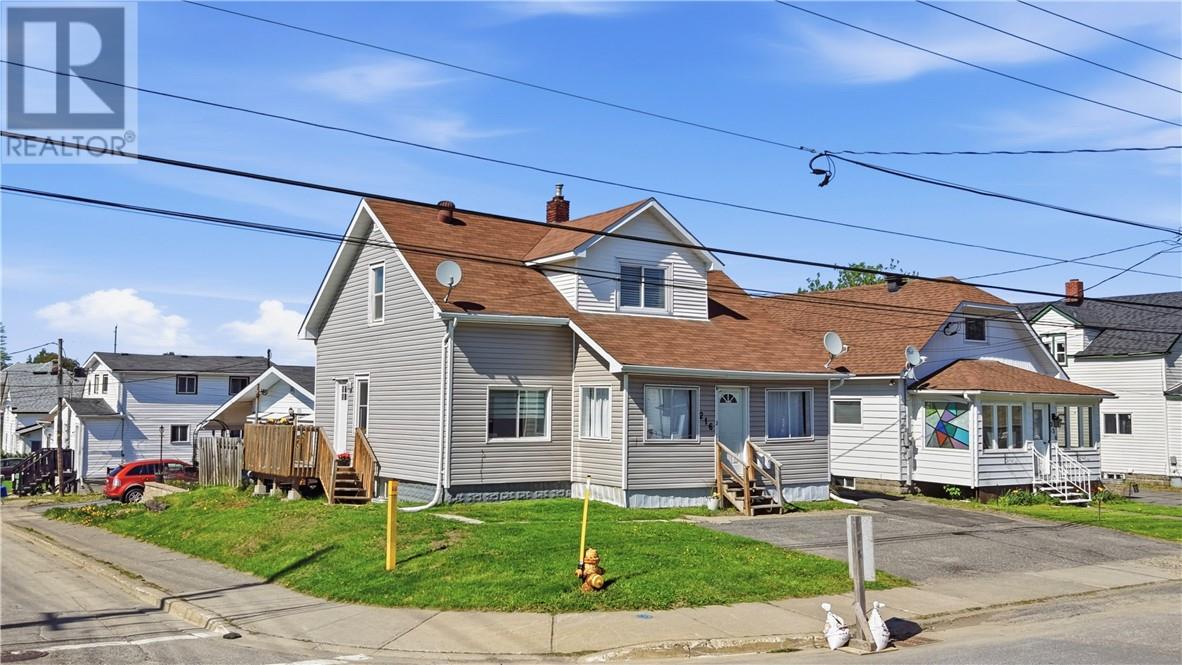 216 Bond Street, Greater Sudbury, Ontario  P3C 2T5 - Photo 2 - 2128235