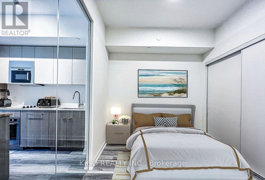 602 - 840 St Clair Avenue W, Toronto, Ontario  M6C 0A4 - Photo 3 - C13411168
