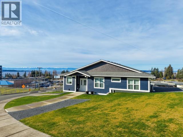 4351 Quebec Ave, Powell River, British Columbia   - Photo 1 - 19640