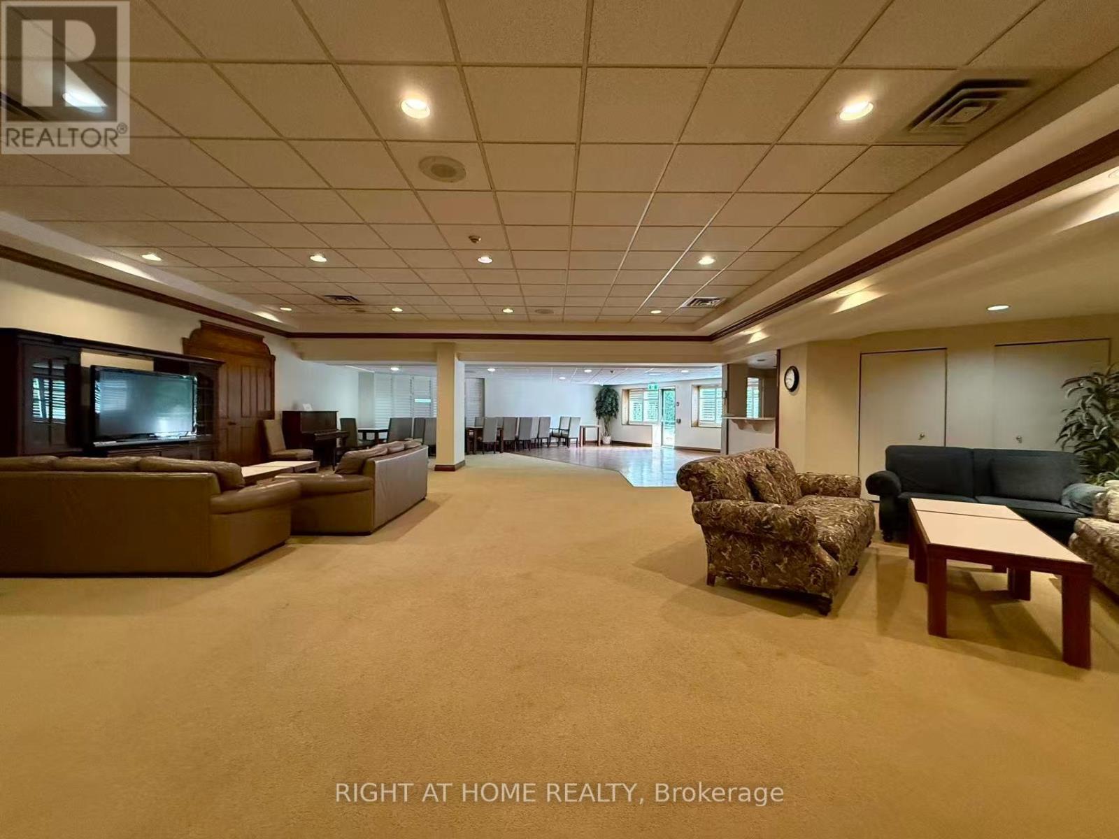 301 - 1901 Pilgrims Way, Oakville, Ontario  L6M 2W9 - Photo 38 - W13411156