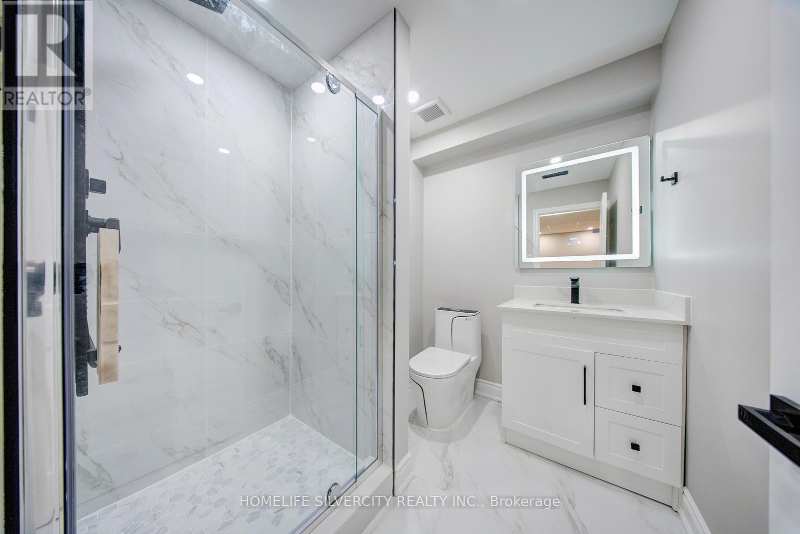 3 Folkstone Crescent, Brampton, Ontario  L6T 3M4 - Photo 32 - W13411186