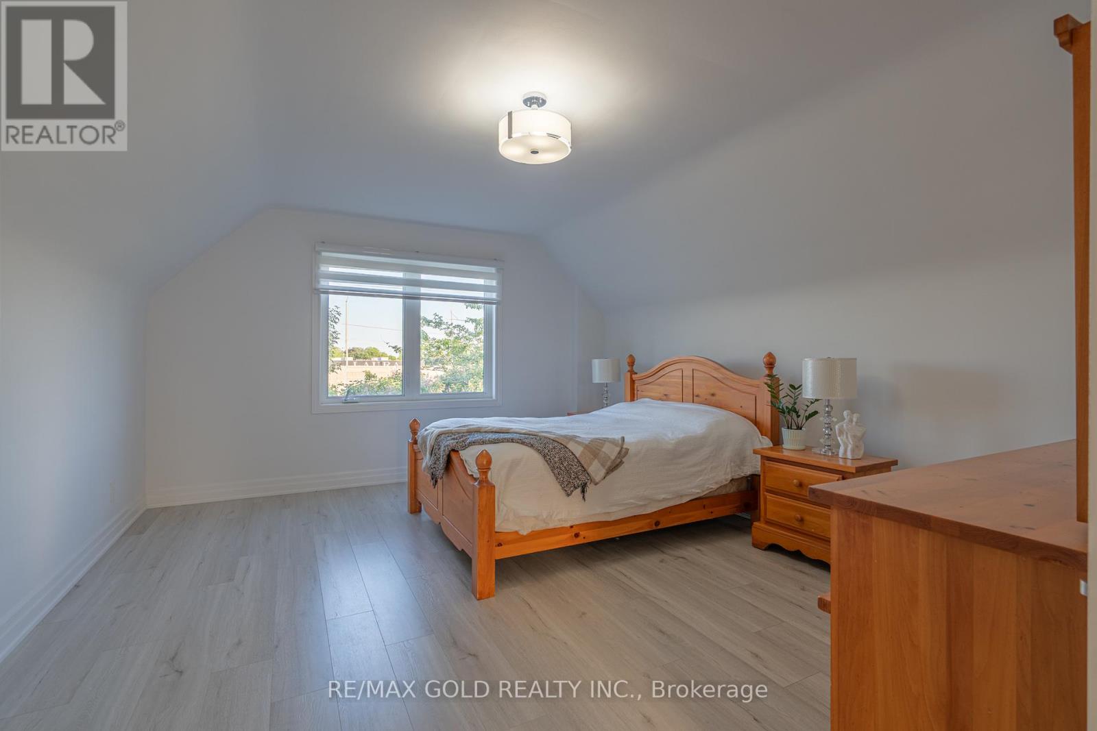 2015 Stanfield Road, Mississauga, Ontario  L4Y 1R2 - Photo 17 - W13233224