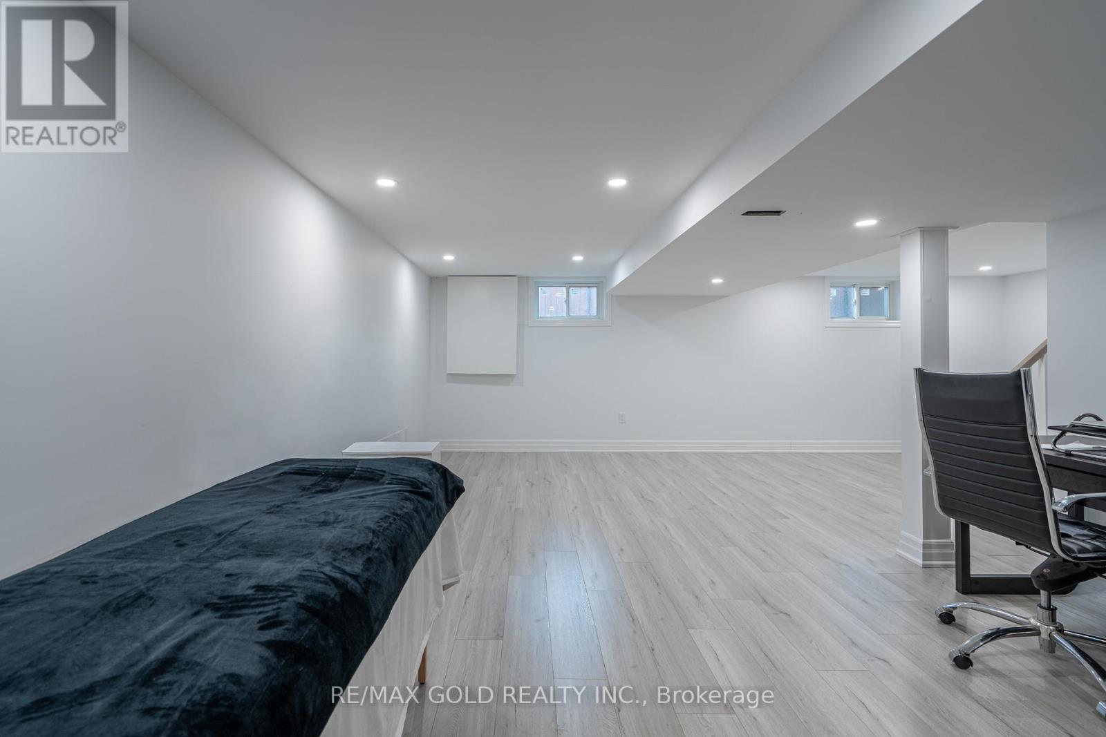 2015 Stanfield Road, Mississauga, Ontario  L4Y 1R2 - Photo 24 - W13233224
