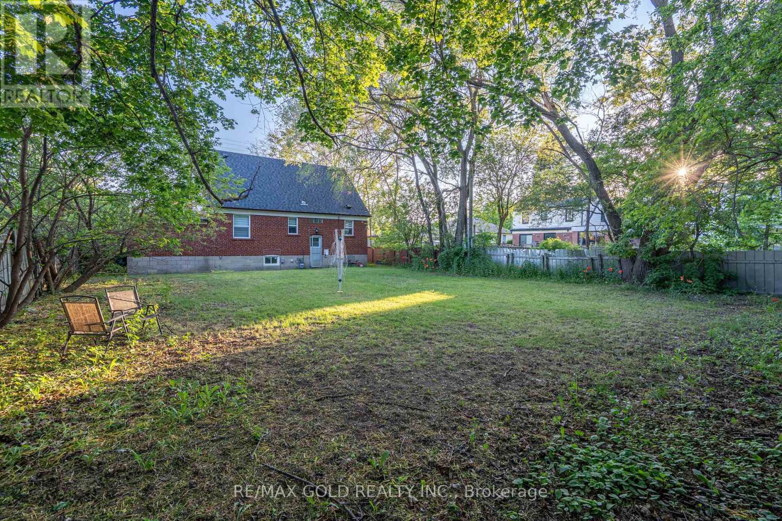 2015 Stanfield Road, Mississauga, Ontario  L4Y 1R2 - Photo 26 - W13233224