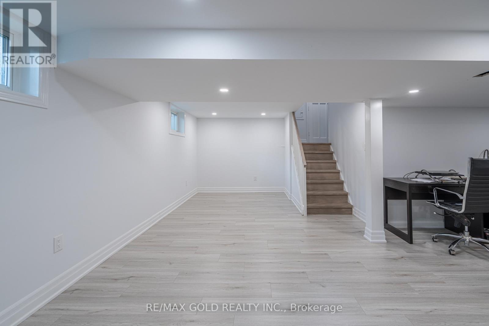 2015 Stanfield Road, Mississauga, Ontario  L4Y 1R2 - Photo 23 - W13233224