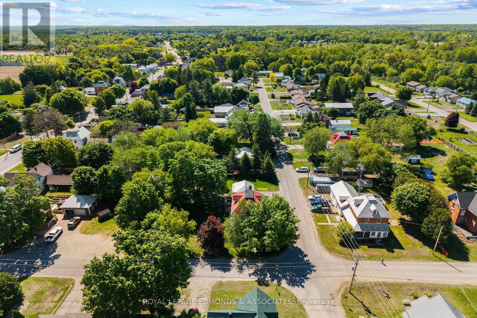 7 Little Street, Whitewater Region, Ontario K0J 1C0 - Photo 43 - X13411250