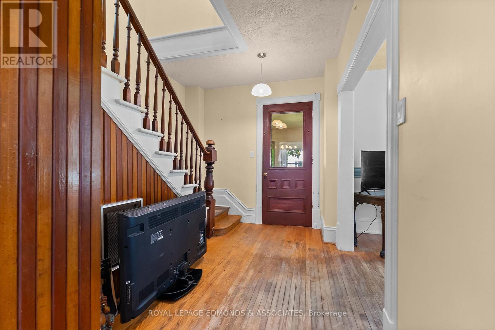 7 Little Street, Whitewater Region, Ontario K0J 1C0 - Photo 5 - X13411250