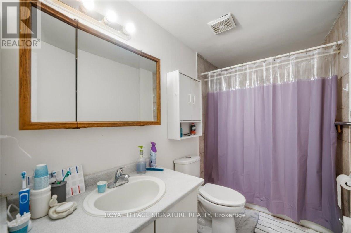 54 Scott Crescent, Barrie, Ontario  L4N 4W3 - Photo 16 - S13410872