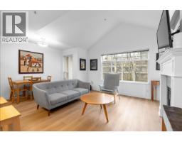 302 333 E 1ST STREET, North Vancouver, British Columbia