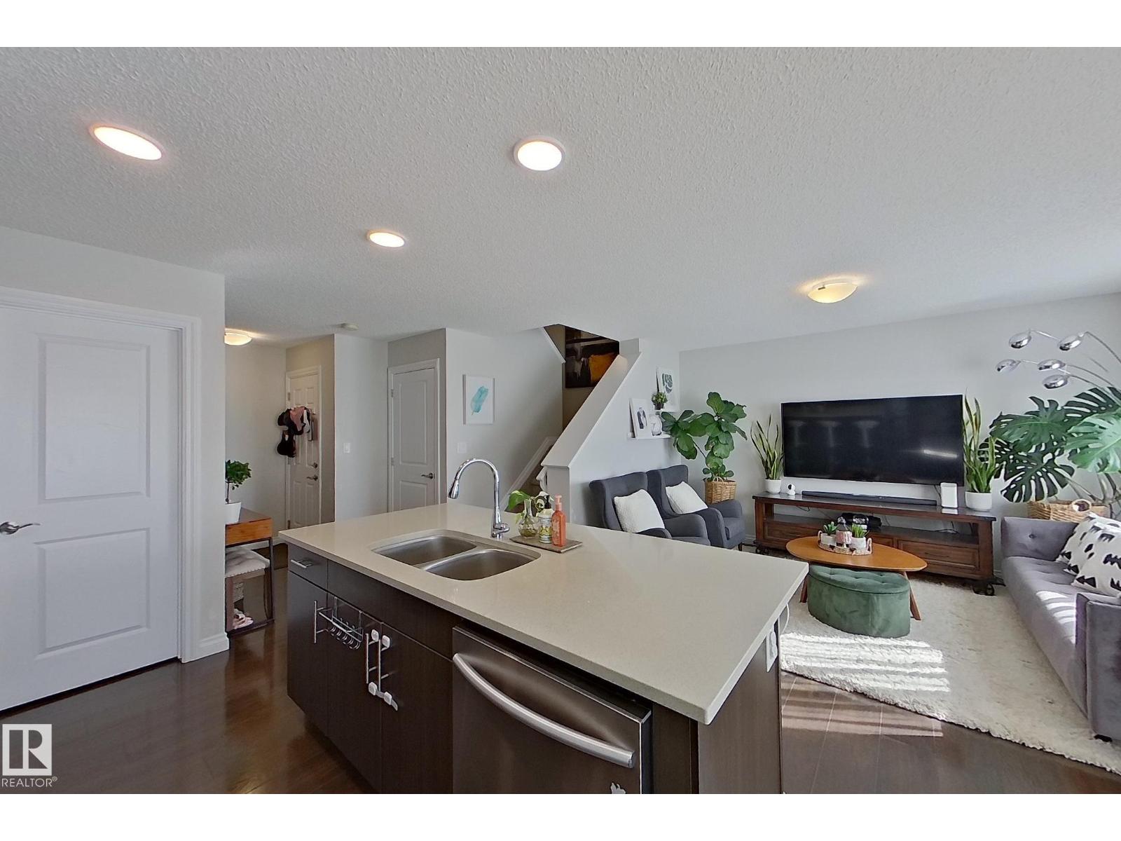 491 Ebbers Wy NW, Edmonton, Alberta  T5Y 3T7 - Photo 10 - E4490915