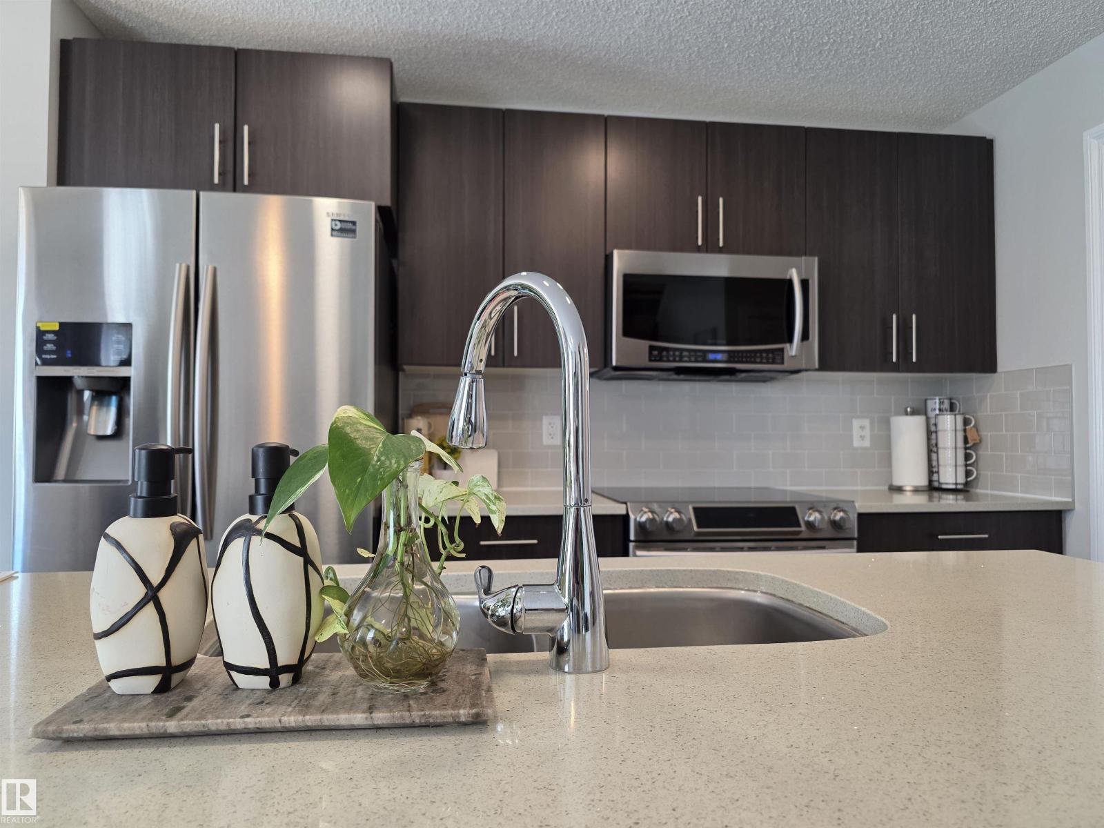 491 Ebbers Wy NW, Edmonton, Alberta  T5Y 3T7 - Photo 14 - E4490915