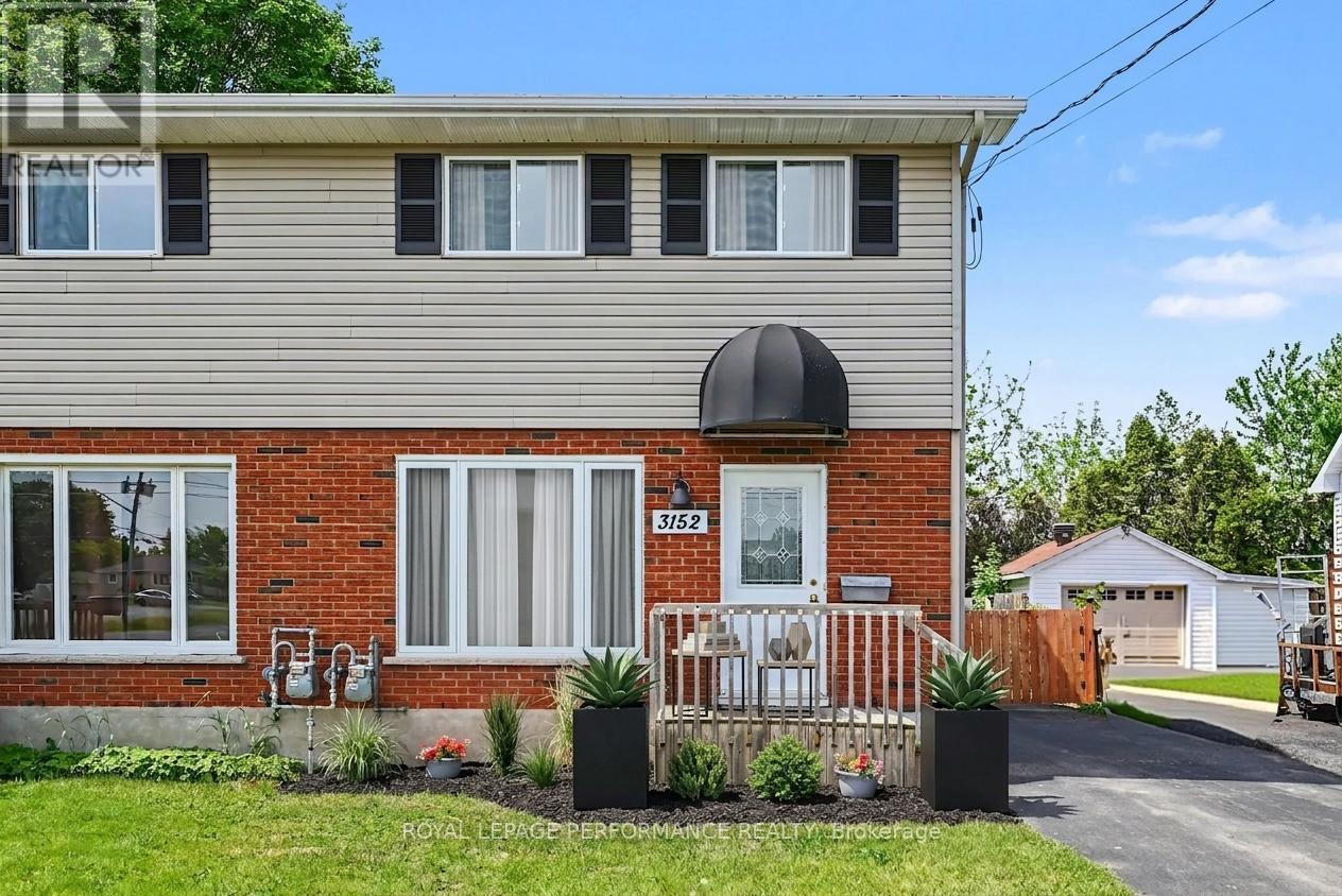 3152 POIRIER AVENUE, Cornwall, Ontario