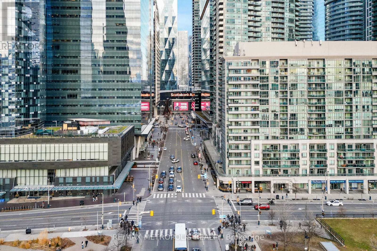 1710 - 1 Scott Street, Toronto, Ontario  M5E 1A1 - Photo 2 - C13411222