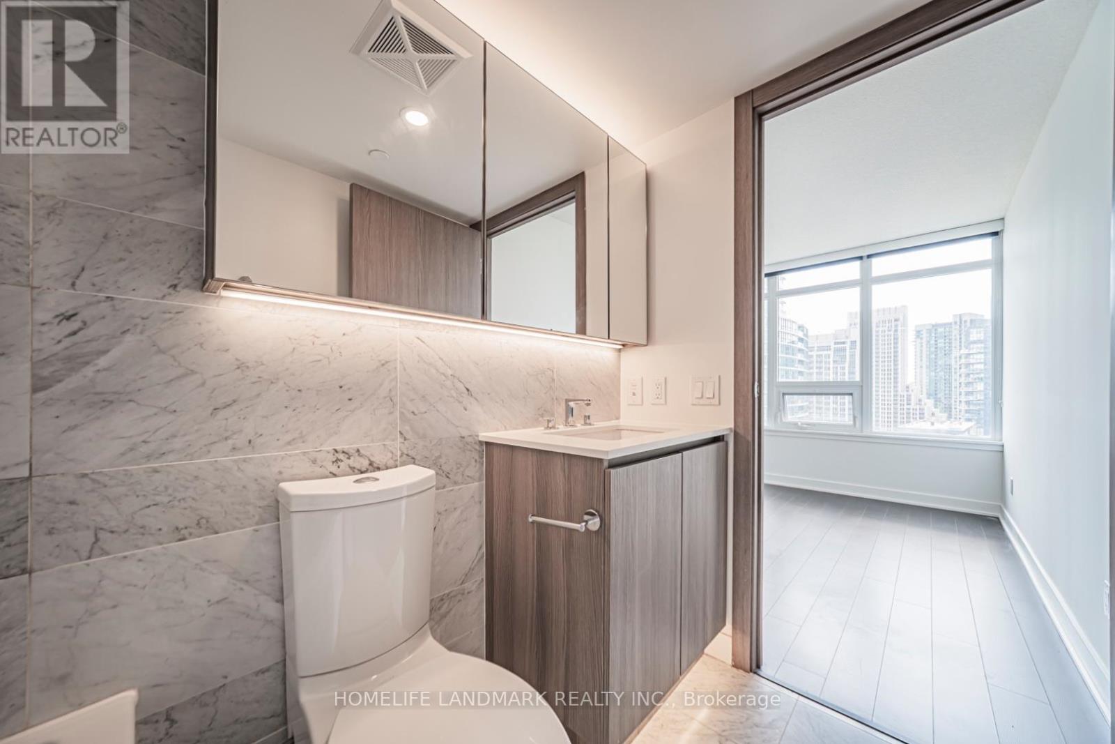 2302 - 17 Bathurst Avenue, Toronto, Ontario  M5V 0N1 - Photo 26 - C13411234