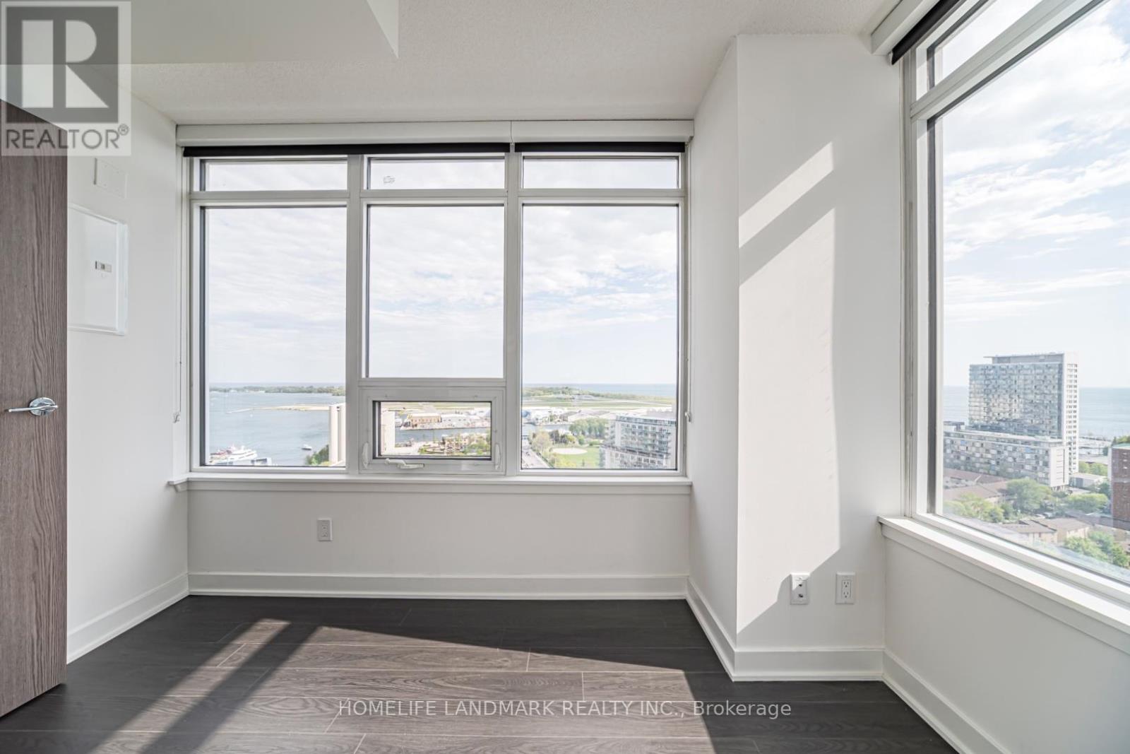 2302 - 17 Bathurst Avenue, Toronto, Ontario  M5V 0N1 - Photo 31 - C13411234