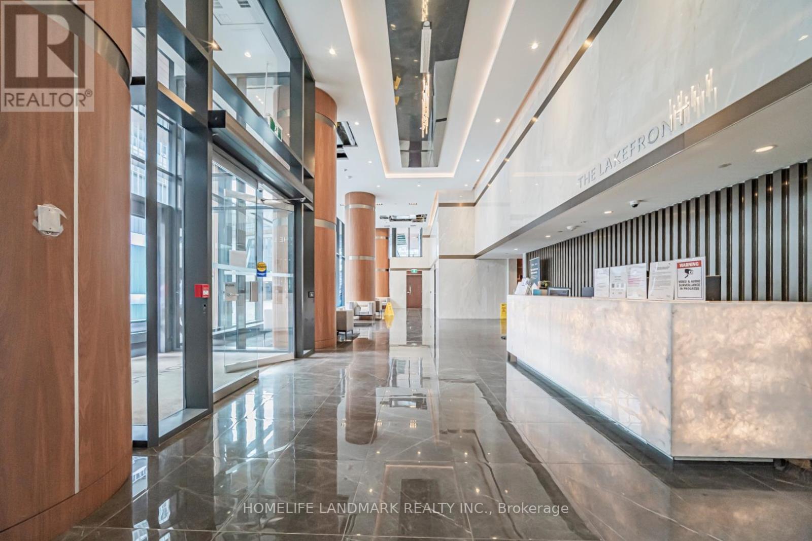 2302 - 17 Bathurst Avenue, Toronto, Ontario  M5V 0N1 - Photo 4 - C13411234