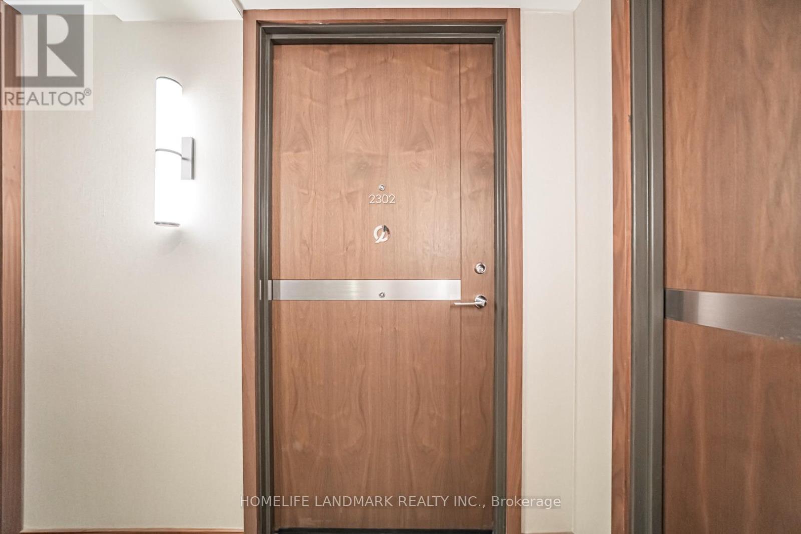 2302 - 17 Bathurst Avenue, Toronto, Ontario  M5V 0N1 - Photo 7 - C13411234