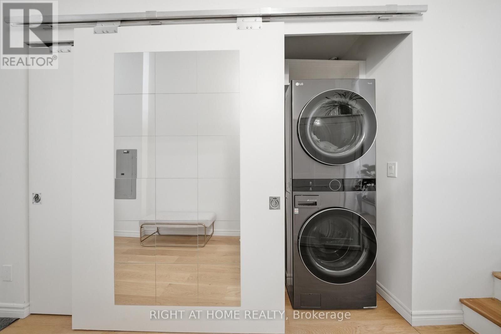1011 - 155 Dalhousie Street, Toronto, Ontario  M5B 2P7 - Photo 4 - C13411266