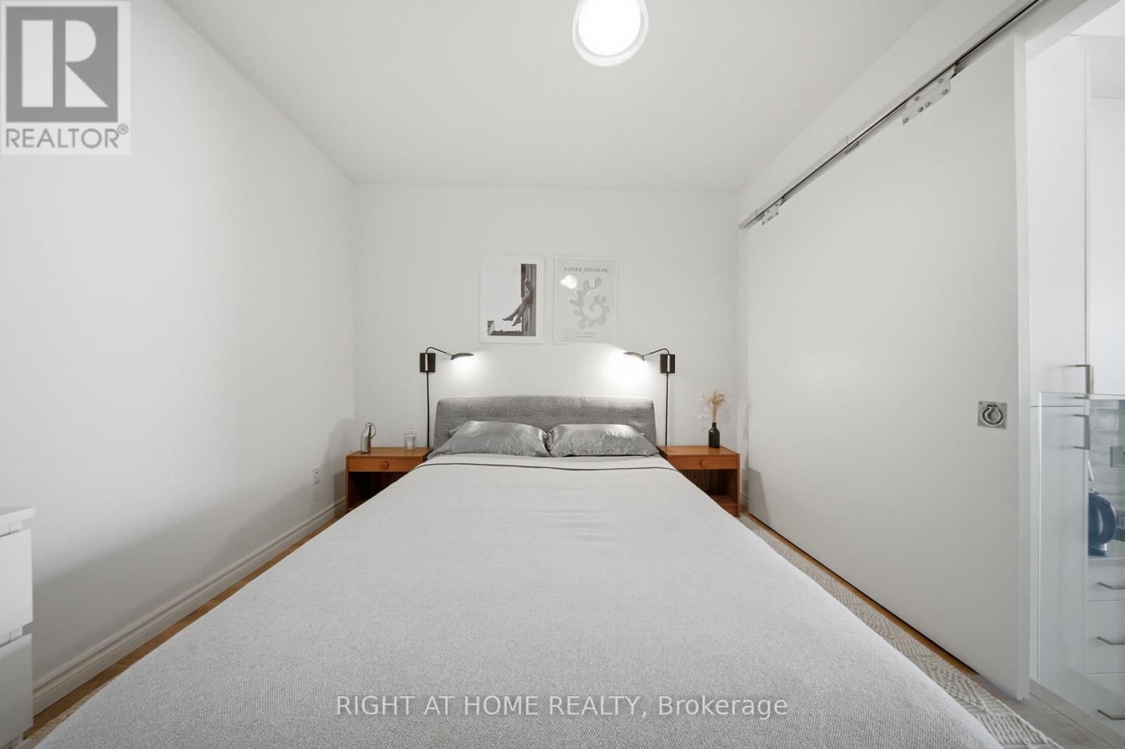 1011 - 155 Dalhousie Street, Toronto, Ontario  M5B 2P7 - Photo 8 - C13411266