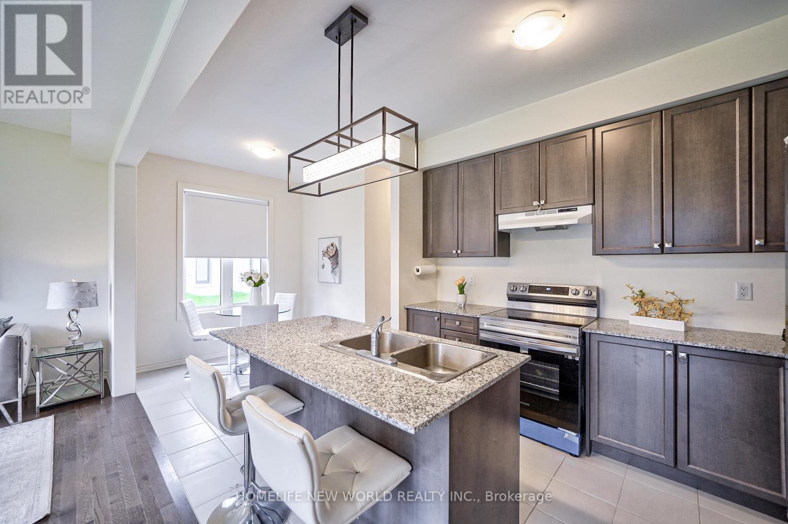 74 Fruitful Crescent, Whitby, Ontario  L1P 0N3 - Photo 14 - E13411226