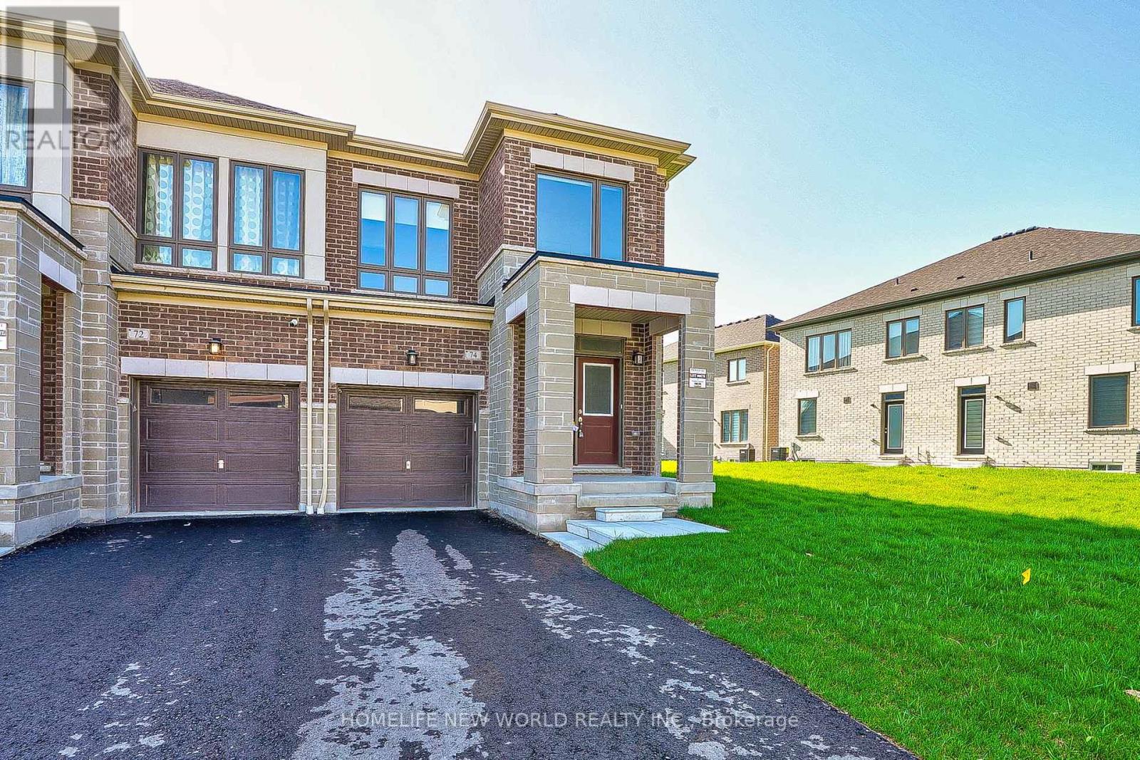 74 Fruitful Crescent, Whitby, Ontario  L1P 0N3 - Photo 2 - E13411226