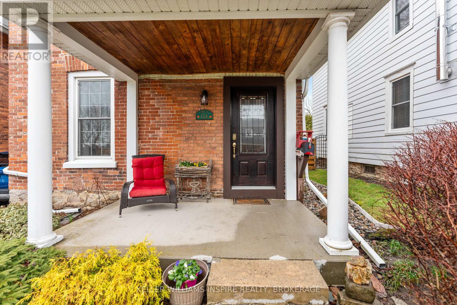 124 JOHN STREET, Gananoque, Ontario