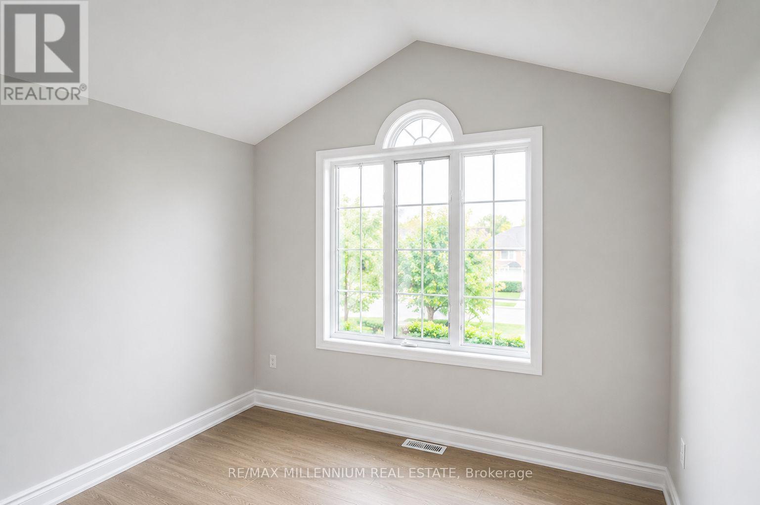 15 Quinlan Road, Barrie (Georgian Drive), Ontario  L4M 6T2 - Photo 14 - S13411244